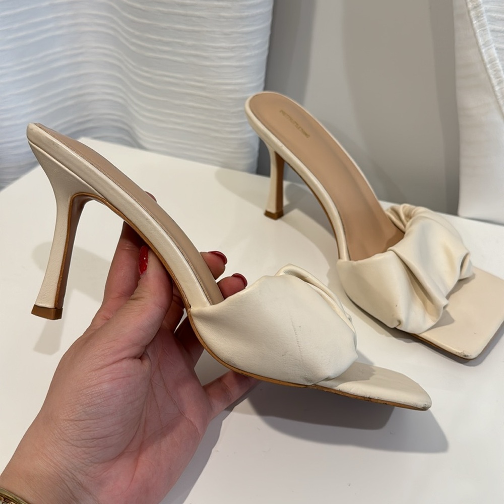 Pretty Little Thing Ruched Sandal Heels Square Toe - Picture 2 of 7